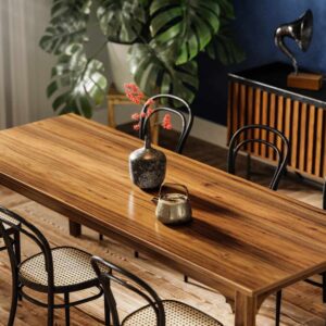 Tables / Chairs